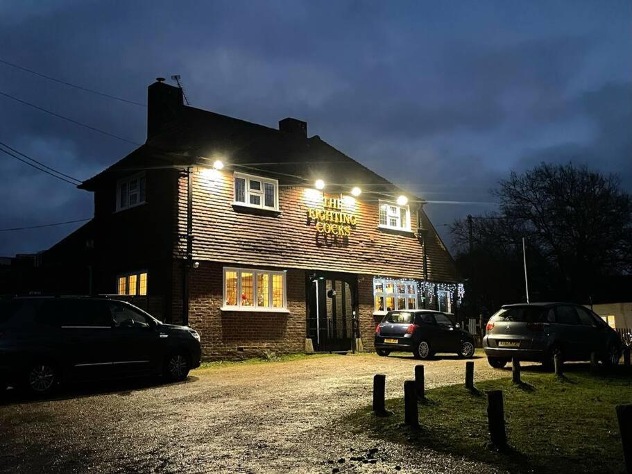 Arniss Farmhouse Fordingbridge Exterior photo