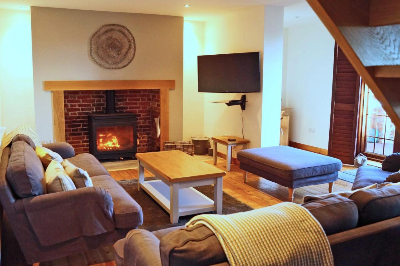 Arniss Farmhouse Fordingbridge Exterior photo